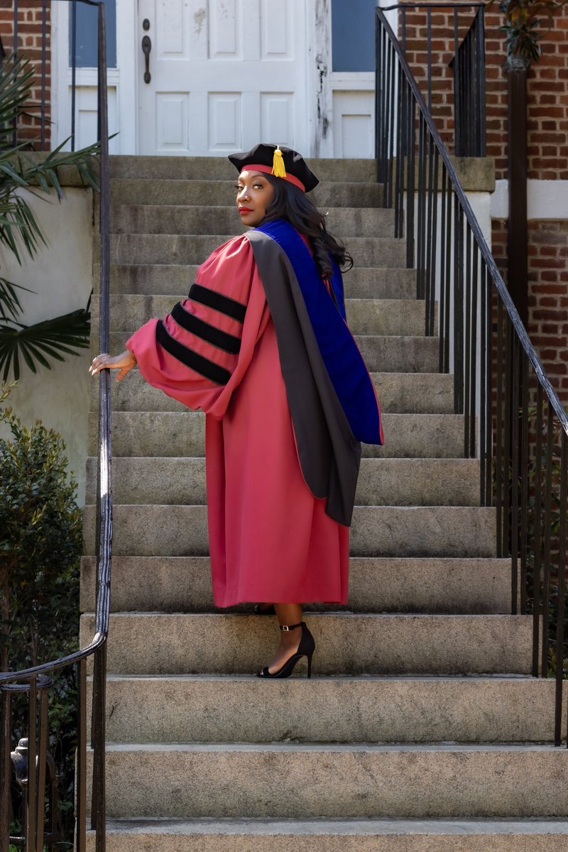 RushondraJames's tweet photo. Today is the day. My doctoral hooding at @UofSC. Thankful, grateful, and blessed. My words are few today, as I intentionally reflect on this accomplishment. Congratulations to my fellow classmates of #2022 #forevertothee 👩🏾‍🎓🎓❤️🖤 https://t.co/vpwJ2slYBC