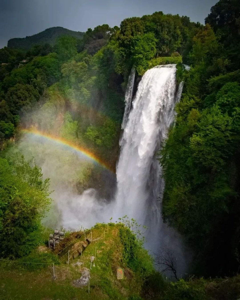 Oggi #volgoitalia ci regala questa bellissima immagine della nostra Cascata delle Marmore.. 😍🌞🌼

<a href="/CascateTrekking/">Cascate & Trekking</a> <a href="/MarmoreFalls/">165m MarmoreFalls</a> <a href="/MarmoreTourist/">Marmore Tourist</a> <a href="/igersumbria/">Instagramers Umbria</a> <a href="/UmbriaMummy/">Umbria for mummy</a> 
Foto di <a href="/calancot/">Calan Cotcher</a>