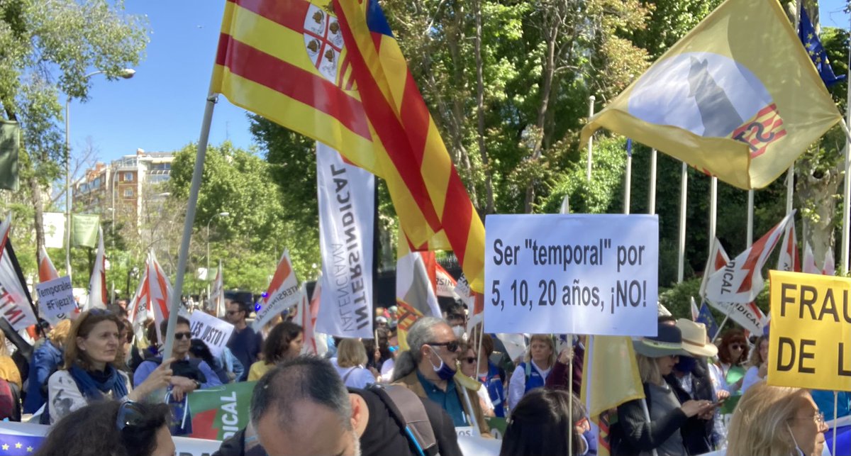 15fMi's tweet photo. ⁦@JLambanM⁩ ⁦@Yolanda_Diaz_⁩ ⁦@PerezAnadon⁩ ⁦@zaragoza_es⁩ ⁦@aytohuesca⁩ ⁦@Ayto_Teruel⁩ 📣📣📣📣aquí estamos #Fijezaya #tjuedicefijezaya 🇪🇺🇪🇺🇪🇺#7MContraAbusoFijeza https://t.co/8OUBYNmRiu