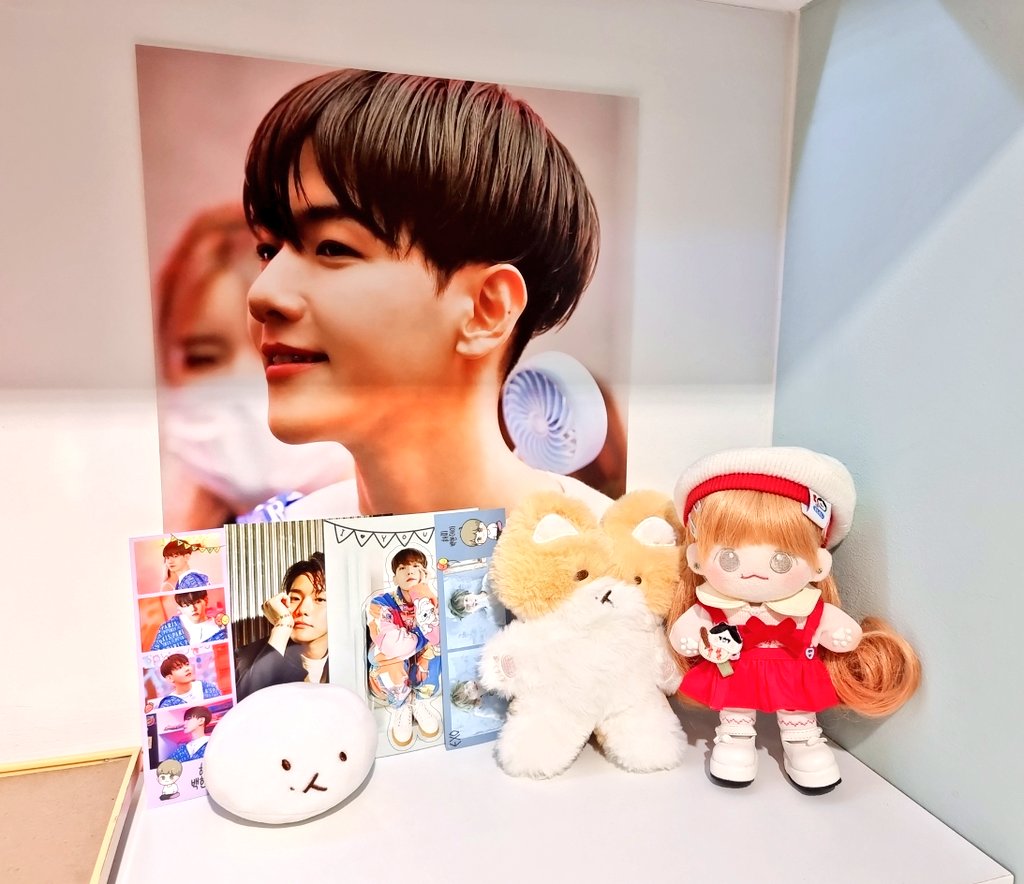 the_moon_mamang's tweet photo. 하루 지났지만 생일축하해❤🎉

#백현이의_31번째_봄
#HappyBaekhyunDay
#해피큥데이
#터래기야_큥생일축하해_보내줘

뚜배님이랑 생카 마지막날 끝나기전에 호다닥 다녀오기😆

🎂@PhotocafeM🎉 https://t.co/UUKopQ1bk9