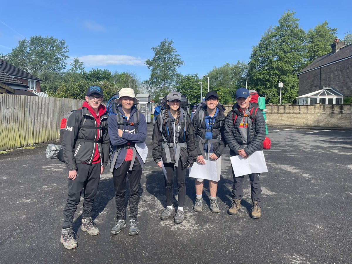 alexclarkscouts's tweet photo. We’ve set our Bronze DofE team off on their expedition this morning! Beautiful weekend for it☀️☀️☀️ https://t.co/fF7EderPji
