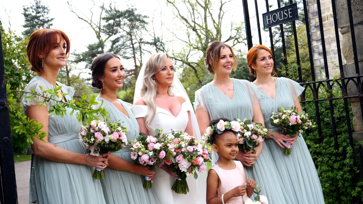 Pyro_Media's tweet photo. A huge congratulations to the lovely Ryan and Lauren who got married last weekend at the stunning Hexham Abbey 👰‍♀️🤵‍♂️

We love going through all of the footage after the wedding and we couldn’t resist taking some stills to send to the happy couple ✨ https://t.co/1e9ZPHtgGR