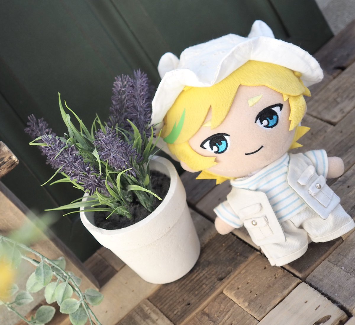 kamukamukamuxu's tweet photo. 𓄌𓄌プレゼント企画𓄌𓄌
日頃の感謝の気持ちを込めて、
プレゼント企画を致します！
参加方法は画像を確認お願いします✨

◎期限◎
5/10(火)22:00迄

良かったらご参加くださいませ😆 https://t.co/RygASBOmws
