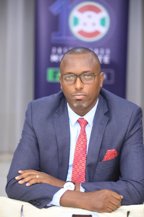 KCBBurundi's tweet photo. Pour continuer la célébration de son 10ème anniversaire, la KCB Bank Burundi organise un cocktail en l'honneur de ses clients de la région Nord du Burundi, ce vendredi 6 Mai, dans les enceintes du Belan Hotel à Ngozi. (1/4)

#Murakoze! https://t.co/i4ytAddzw8