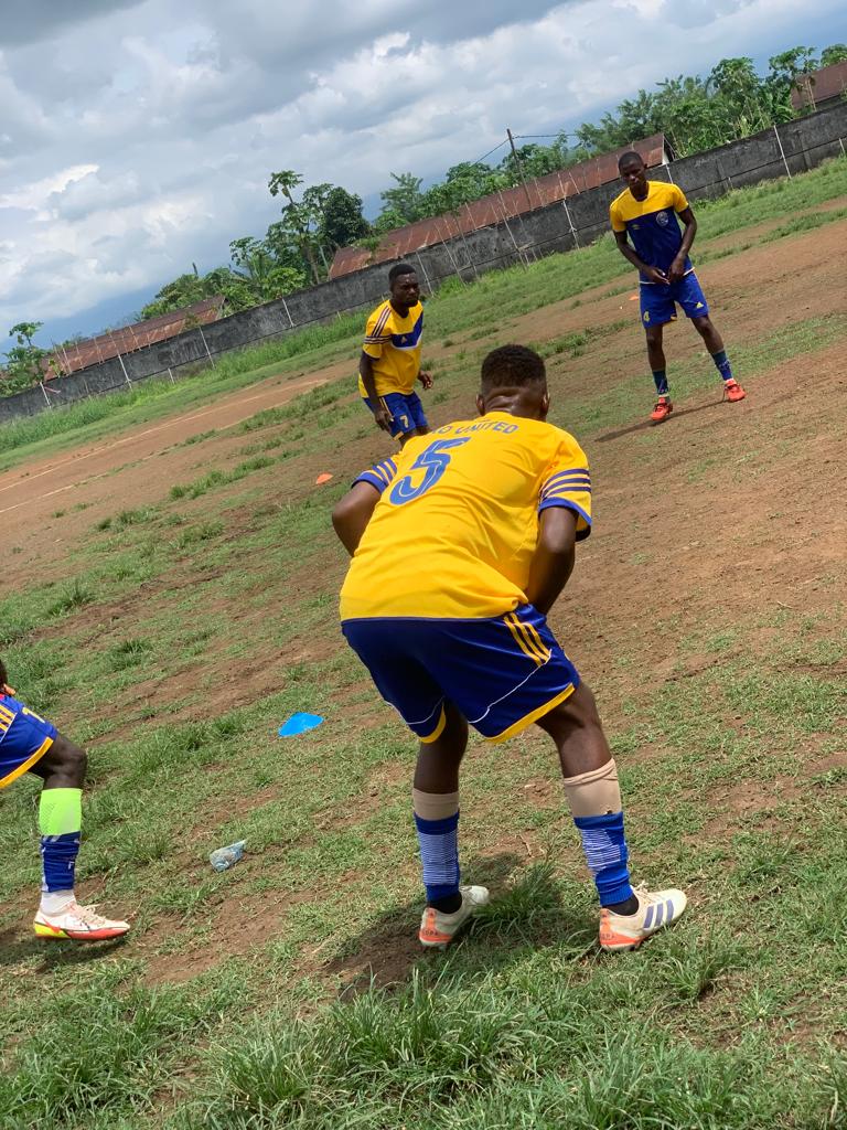 Tiko_Samba_Boys's tweet photo. Warm up!!!

#LittleFootFCTikoUnitedFC
#Operation3Points
#ReturnOfSamba4Life https://t.co/ufFpeLzJgl