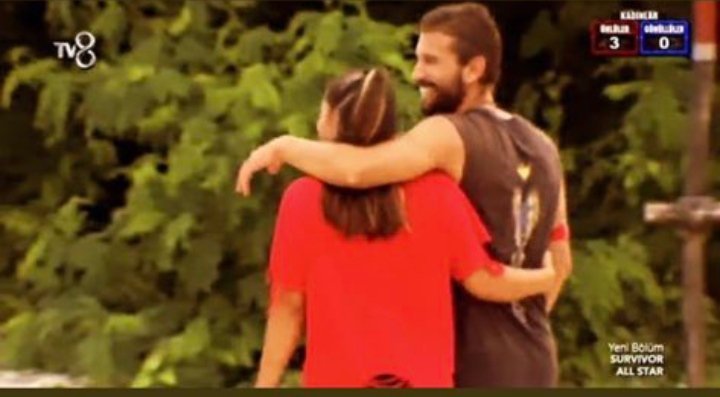 forzaniko_'s tweet photo. Survivor tarihinin en büyük fandomuna sahip kadın ve erkek yarışmacıları olduğu için kendine hikaye yaratmak isteyen herkes ya Ayşe'ye ya Adem'e sarıyor. Kendilerine rakip görüyorlar. Ama kalite asla tesadüf degildir! #Survivor2022allstar https://t.co/2UcyqL3P3J