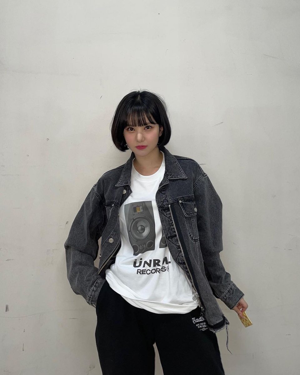 viviiwu's tweet photo. [IG] rlo.ldl: 짱쎔 https://t.co/46FfgjcPn6