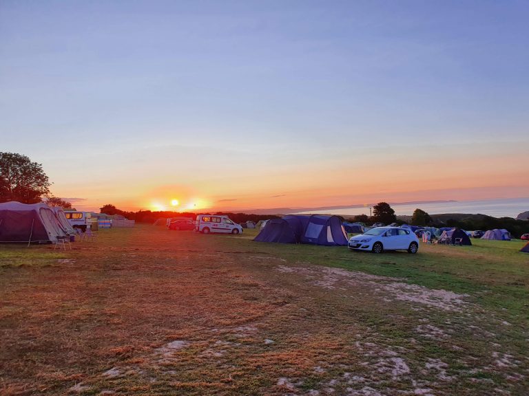 Tencreek Holiday Park is a lovely #dogfriendly campsite near Looe in #Cornwall. Its a great base camp for exploring the area and lots of coastal hikes nearby.

rjontour.com/tencreek-holid… #CampingWorld <a href="/TencreekLooe/">Tencreek Holiday Park</a> <a href="/LooeLove/">Looe Visitor Information Centre</a>