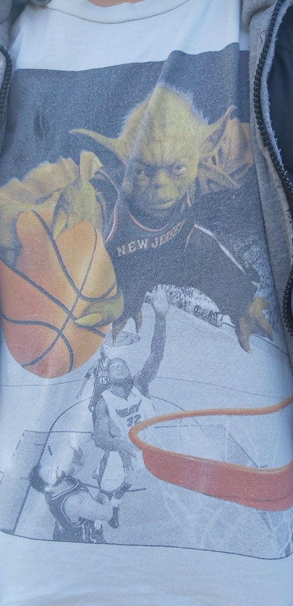 mark_ross3's tweet photo. Baby yoda ballin' https://t.co/4Arc8Kj5Db