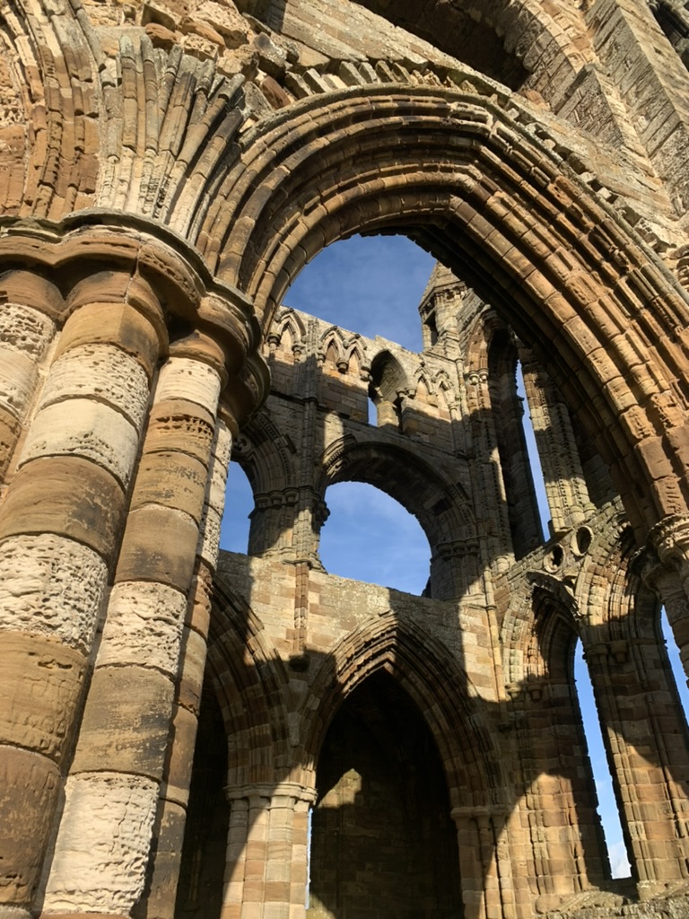 rosedear7's tweet photo. Dracula's Castle, Whitby Abbey
🌍 Whitby, England 

#travelphotography #england #History #Dracula #travelblogger https://t.co/kAuU4yyPS7