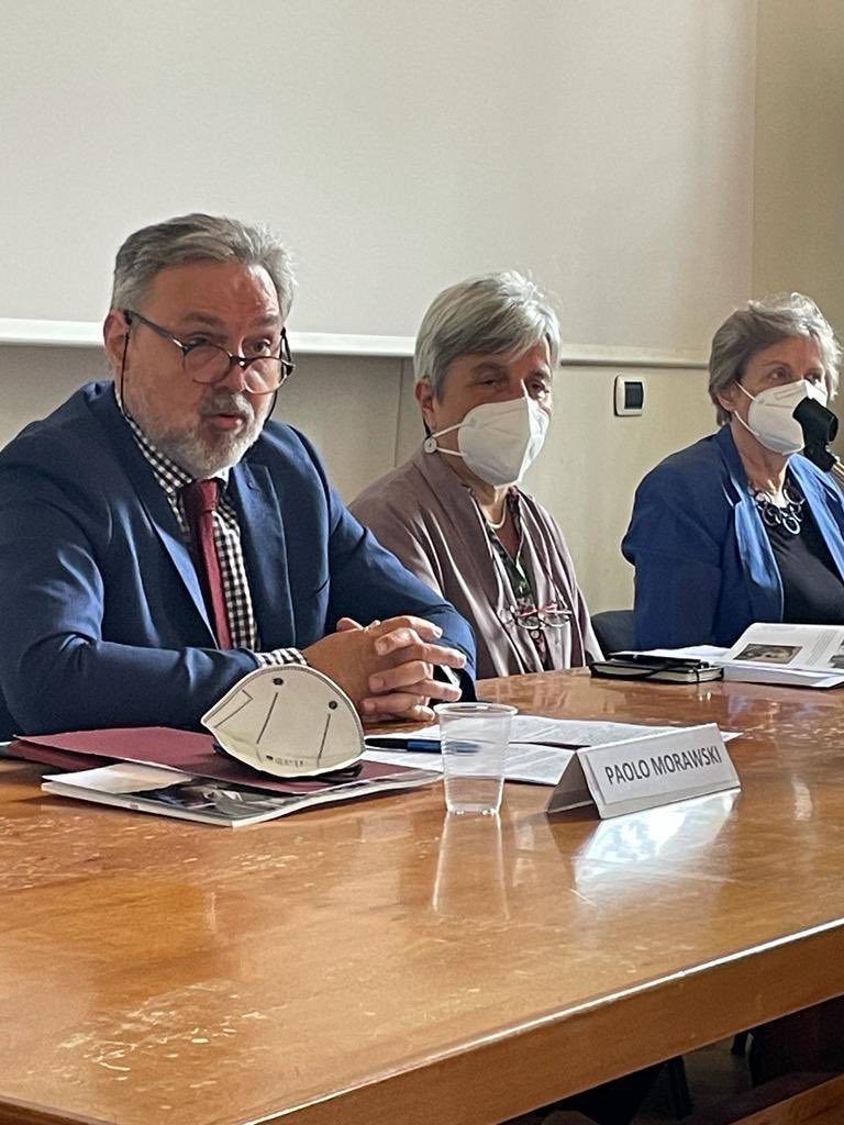 PLinItalia's tweet photo. W konferencji inauguracyjnej #PolishHeritageDays w Rzymie🇮🇹 z udziałem @Anna_M_Anders konsul Agaty Ibek-Wojtasik i dyr. @PLInst_Roma Łukasza Paprotnego uczestniczyli także uczniowie polskiej szkoły w Rzymie, liczna Polonia w Italii oraz włoscy przyjaciele Polski🇵🇱🇮🇹 https://t.co/akJ37bSvPR