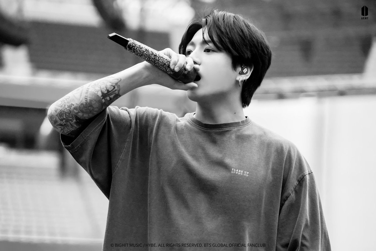 BrazilianArmys's tweet photo. [📸] BTS PERMISSION TO DANCE ON STAGE - LAS VEGAS Sound Check Photo Sketch (2)

@BTS_twt #BTS #방탄소년단 #BTSARMY https://t.co/gLhJi27Vc6