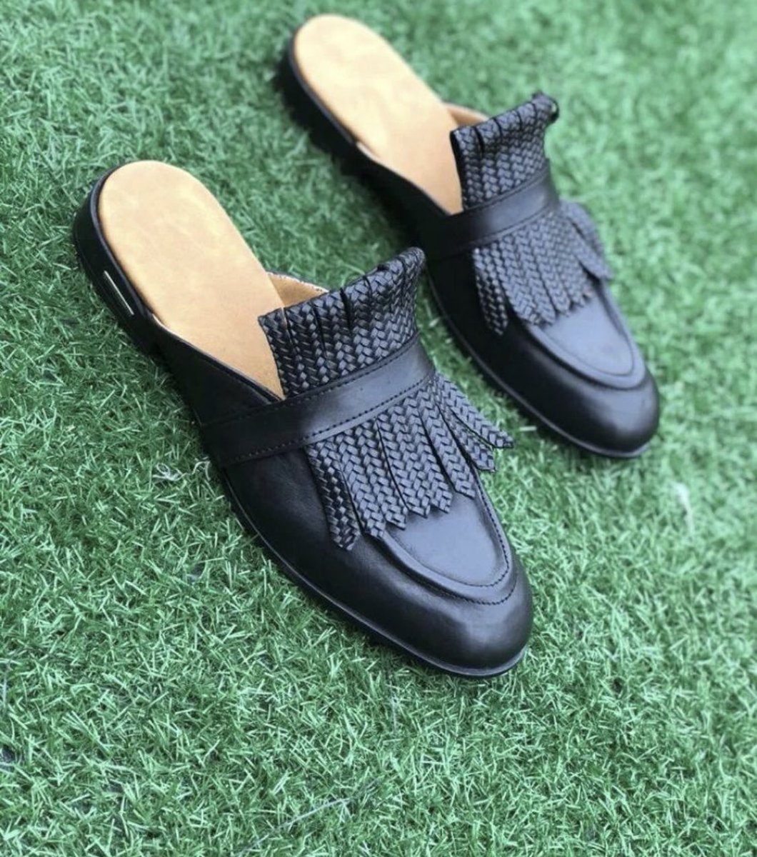 Les filles qui sont en couples et Mariés là voici un magnifique cadeau pour Bae. 🥰

Dites Merci à @mandeoafrika 

#Entrepreneur #supportlocalBusiness #cameroun #madeincameroun