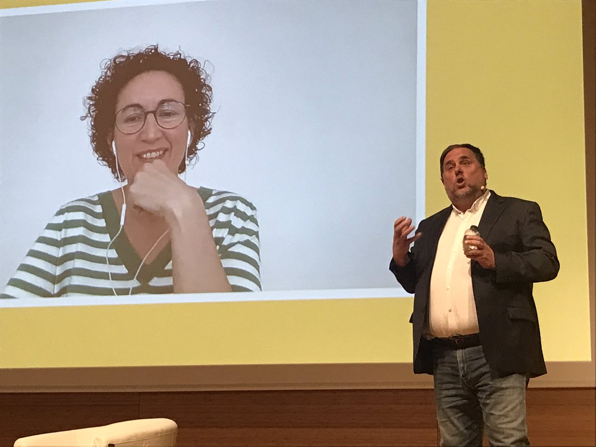 A la Trobada de Municipis Republicans formant-nos amb eines republicanes per escriure el futur. A #Reus amb més de 400 companys/companyes