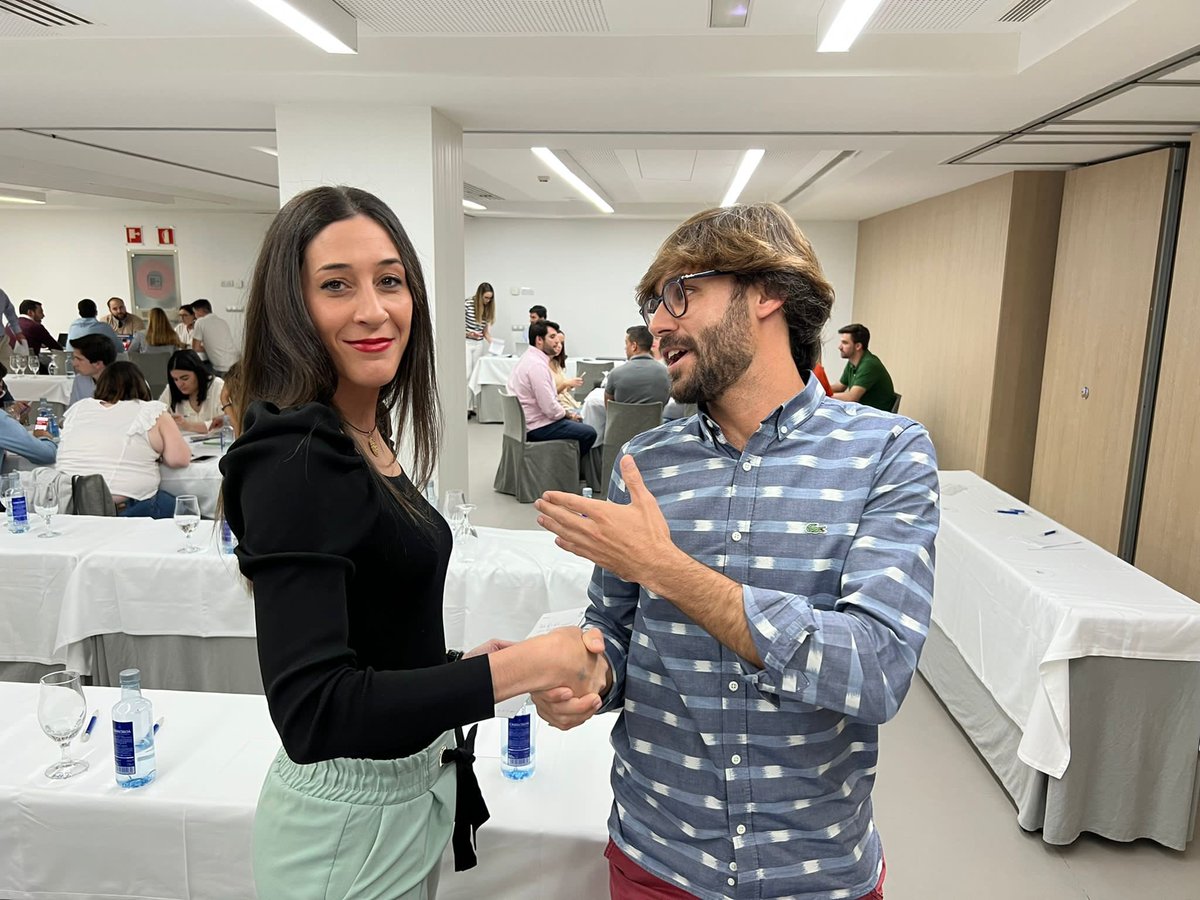 PAzulCigmap's tweet photo. @ProgresoCigmap Nunca nos hemos negado a reunirnos con cualquier colectivo que lo solicitase. Hemos recibido a la representante sindical esta misma mañana para recoger sus sugerencias y necesidades ⬇️ https://t.co/1fKIUO6xra