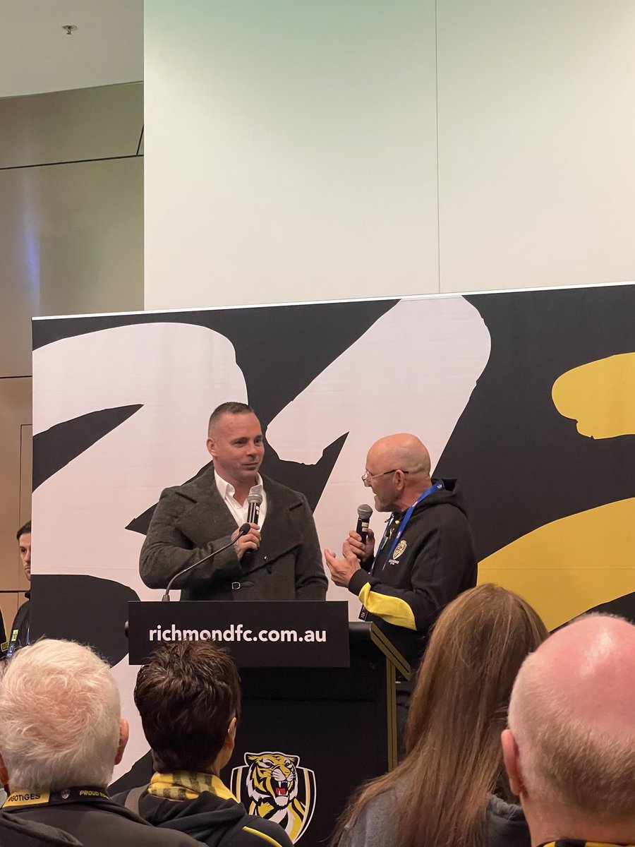 1000giggles's tweet photo. Great win by the tigers 🐯 ⁦@Richmond_FC⁩ ⁦#JakeKing #WasInTheHouse #3121Members ⁦@MCG⁩ #3121MembersRock #gotiges ⁦@AFL⁩ #RichmondInstitute 💛🖤🫶 https://t.co/yFZDxI6fKO