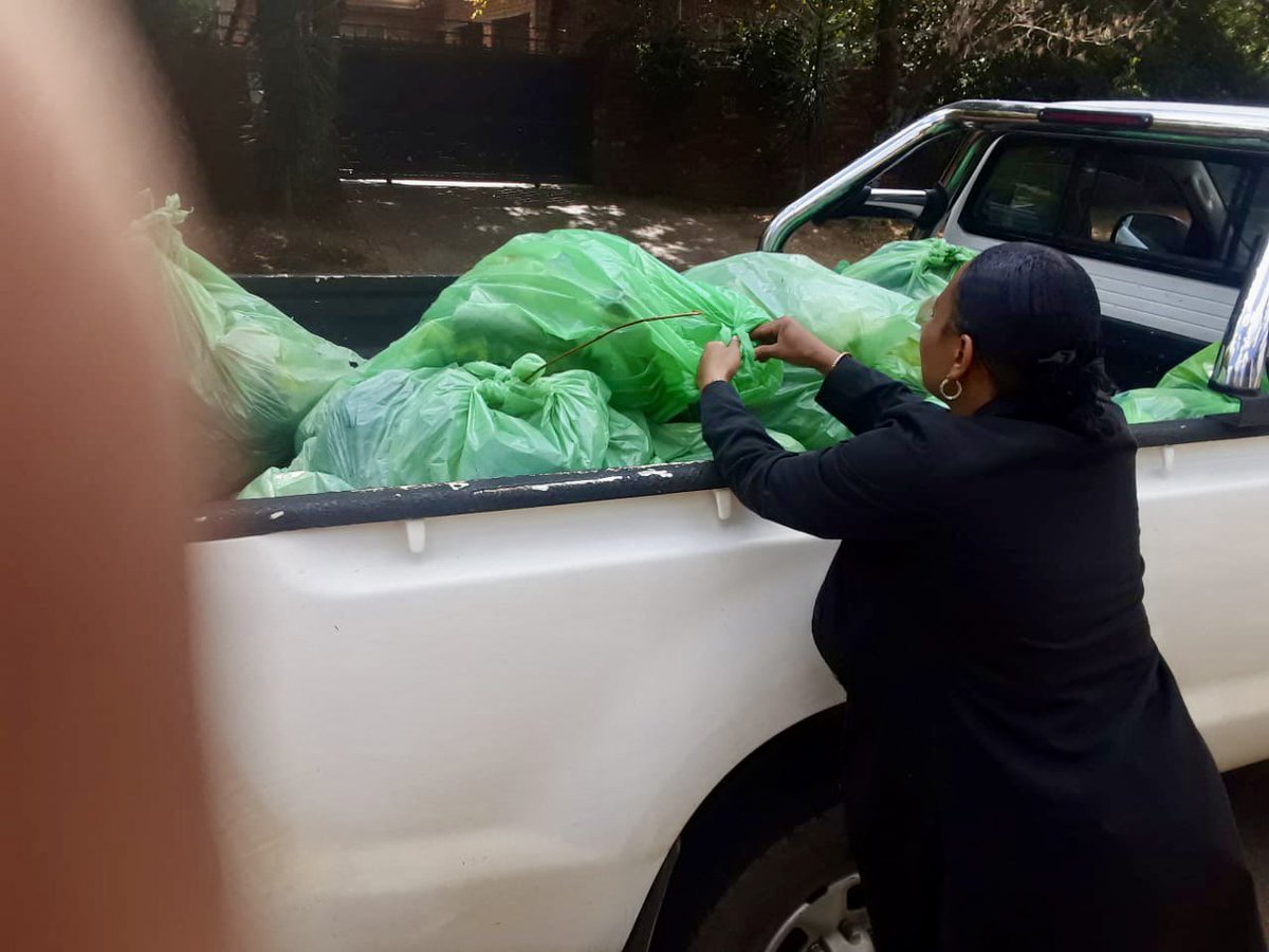 henriettefroh's tweet photo. With #ActionSA #Centurion #youth leader, Kago Modibedi and residents of #Ward64 cleaning along our new #CommunityRun path. One pile of rubbish at a time. @HermanMashaba @Action4SA @Rambohannes @yabohlale @ZenBeingZA @BonganiBaloyiBB https://t.co/ulgVTha455