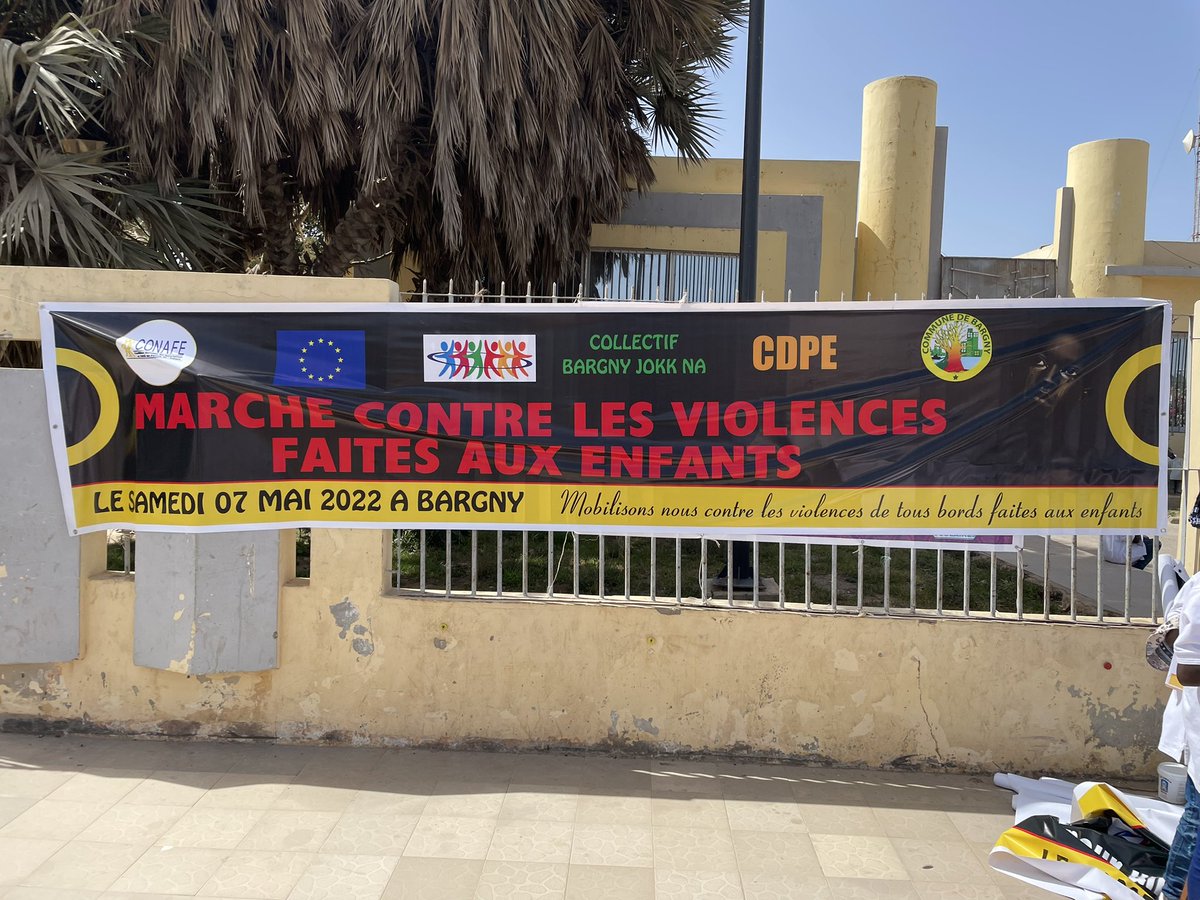 kinspecteurk's tweet photo. Actuellement à #Bargny dans le cadre de la #Marche contre les #Violences faites aux #Enfants. 
Protégeons les, ces mômes. 
@dieme_augustine https://t.co/Tk5fsiQbb2