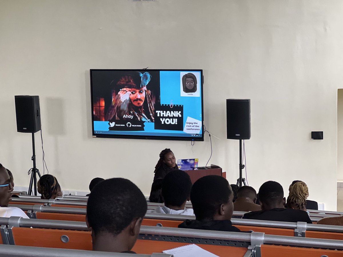 ItsMurumba's tweet image. ⁦@VeldaKiara⁩ giving us wisdom on getting started with Twitter API
#pyconke