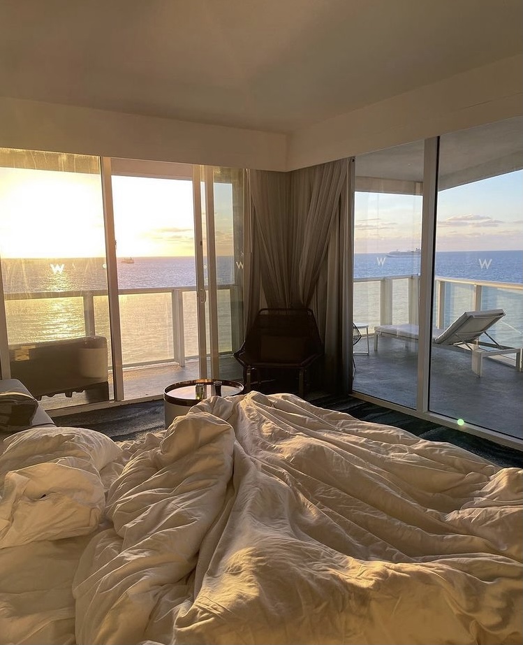 FtLauderdaleMag's tweet photo. Have a GREAT weekend, FTL! @WFtLauderdale
#goodmorning #fortlauderdale #morning #happy #southflorida #florida #may #spring #beach #sun #laudy #wakeup #love #amazing #beautiful #mothersday #lauderdale #coffee #photooftheday #broward #saturday #formula1weekend https://t.co/DxpiW4WR39