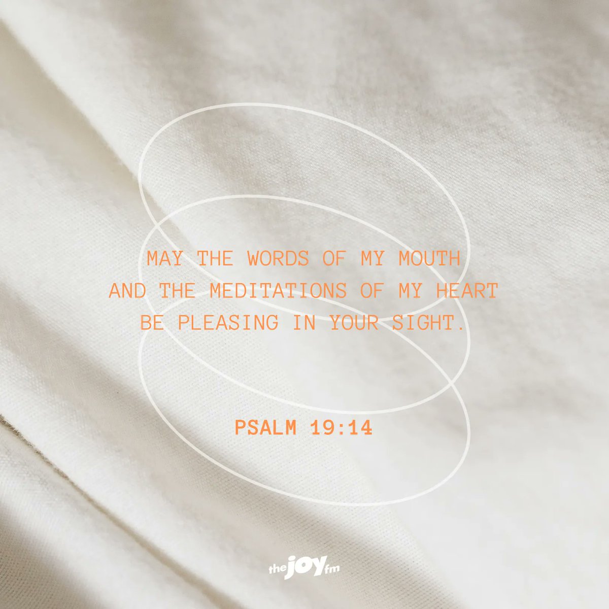 thejoyfm's tweet photo. It’s not easy to always say and think the right words, but when we meditate in the Lord it becomes easier! May our words and actions bring glory to Him! #JOYforToday https://t.co/LeAr1Uz75C