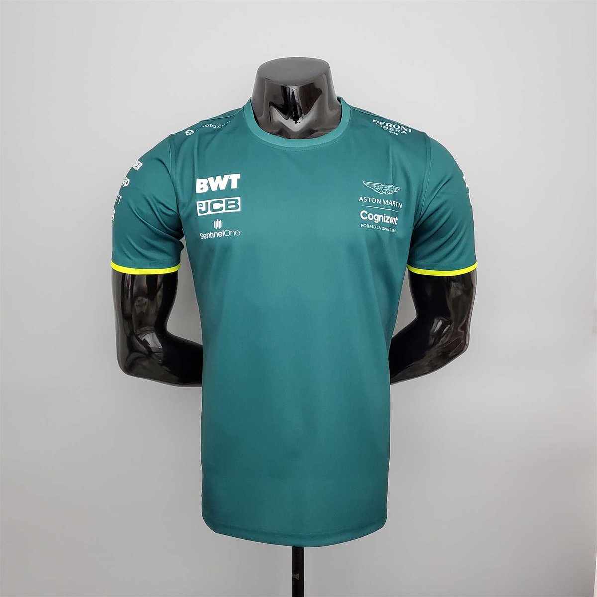Fonsbg's tweet photo. ¡Gente! Tenemos otro sorteo.

Llévate gratis la camiseta que quieras participando en este sorteo:

-Siguiendo a @FootballStoreHD 
-Dando RT
-Respondiendo con el HT #joderfonsotracamisetaquebueno (opcional, pero me hace gracia)

Ganador el día 14 de mayo, ¡Suerte! https://t.co/4cyleOyiHO