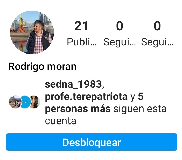 LaEufe's tweet photo. Gato tiñoso, te faltó la Colomba y dile al viejo pajarón de tu amo que hasta la sigue en instagram. 😆 https://t.co/oVqwz5xQYe