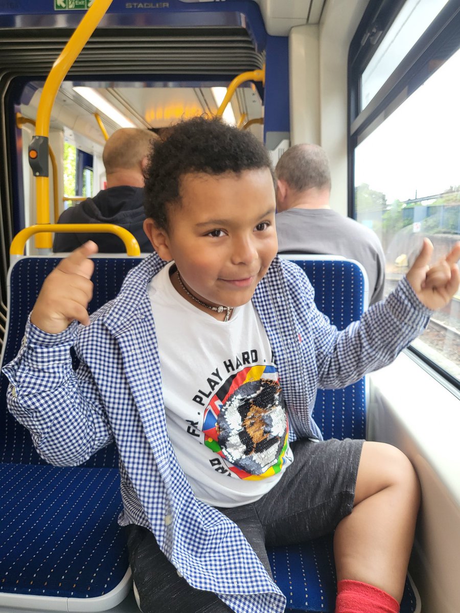 AntoniaTalianu's tweet photo. Aidan is enjoying his first ever tram trip #Sheffield
#freescreenweek
@AnfieldRoadEAL
@AnfieldRoadHead
@AnfieldRoadY1 https://t.co/EfF0MIgPC9