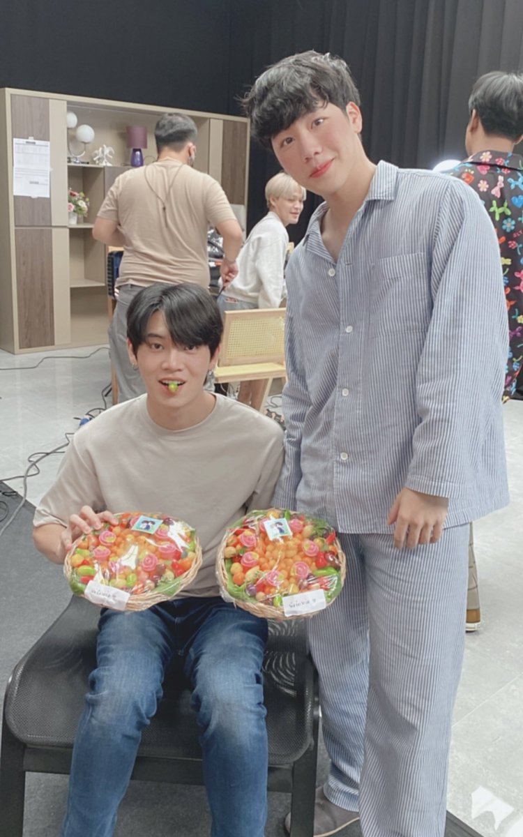 Nameiskoei4295 tweet media
