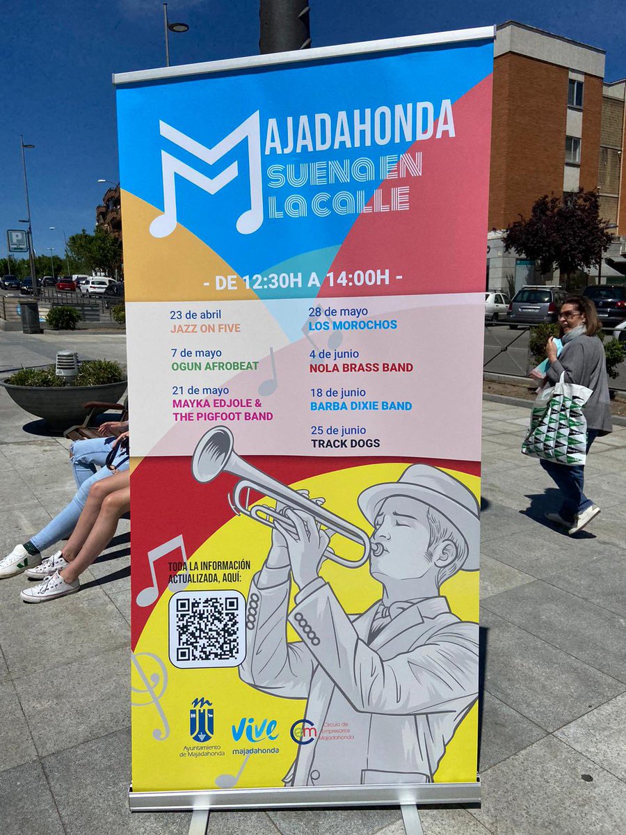 🎶🎺🪘 #MajadahondaSuenaEnLaCalle con Ogun Afrobeat

⏰Estamos hasta las 14:00h
📍En la Plaza de los Jardinillos 

¡Te esperamos! 😊