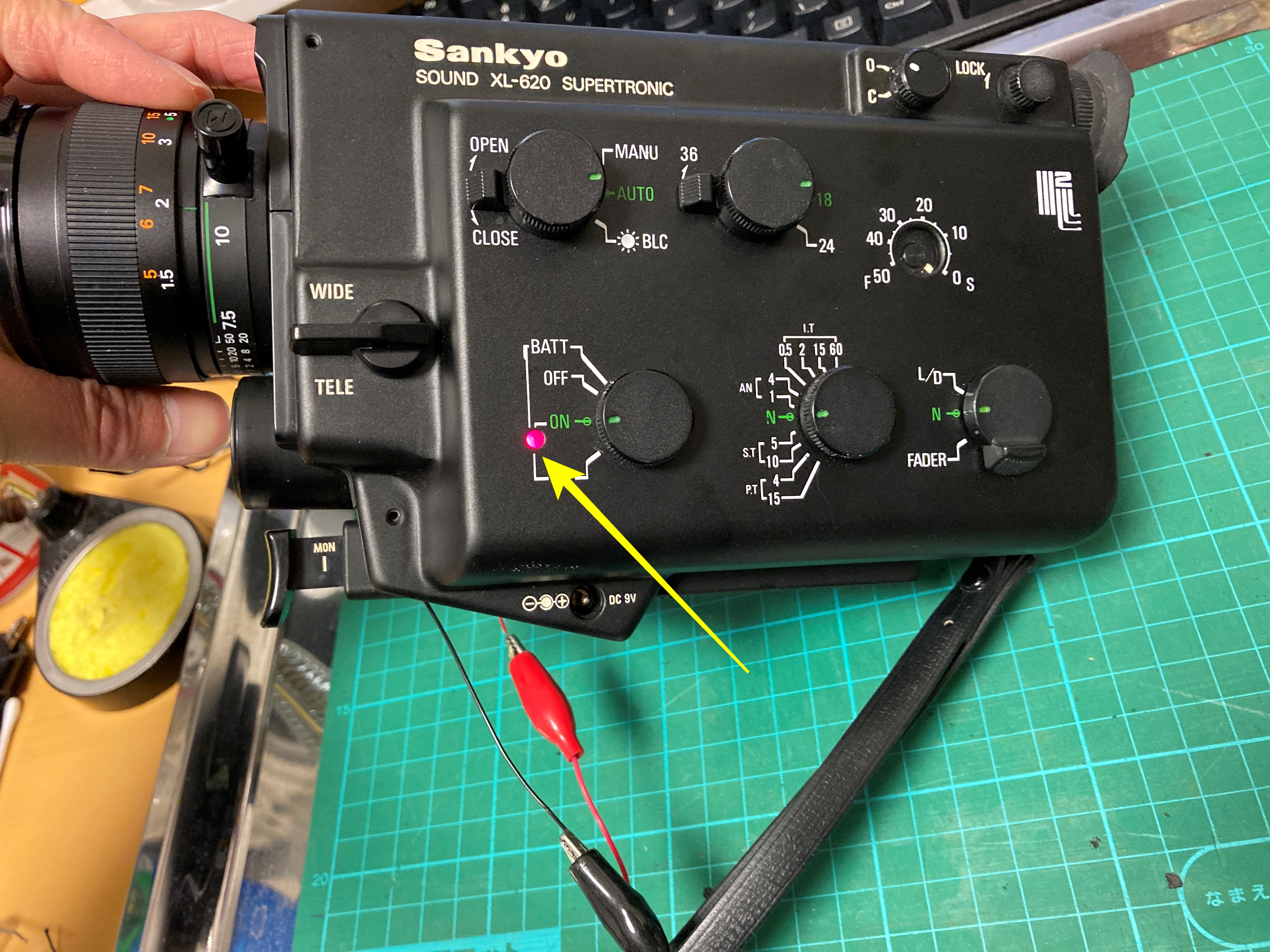 マディ折原 Its S Alive It S Alive Sankyo Sound Xl 6 Supertronic動いた さて グリップの電池ボックスを大掃除して組み立て直さないとな 電子工作 8ミリカメラ Super8 8ミリフィルム フィルムカメラ T Co Cles34zjp3 Twitter