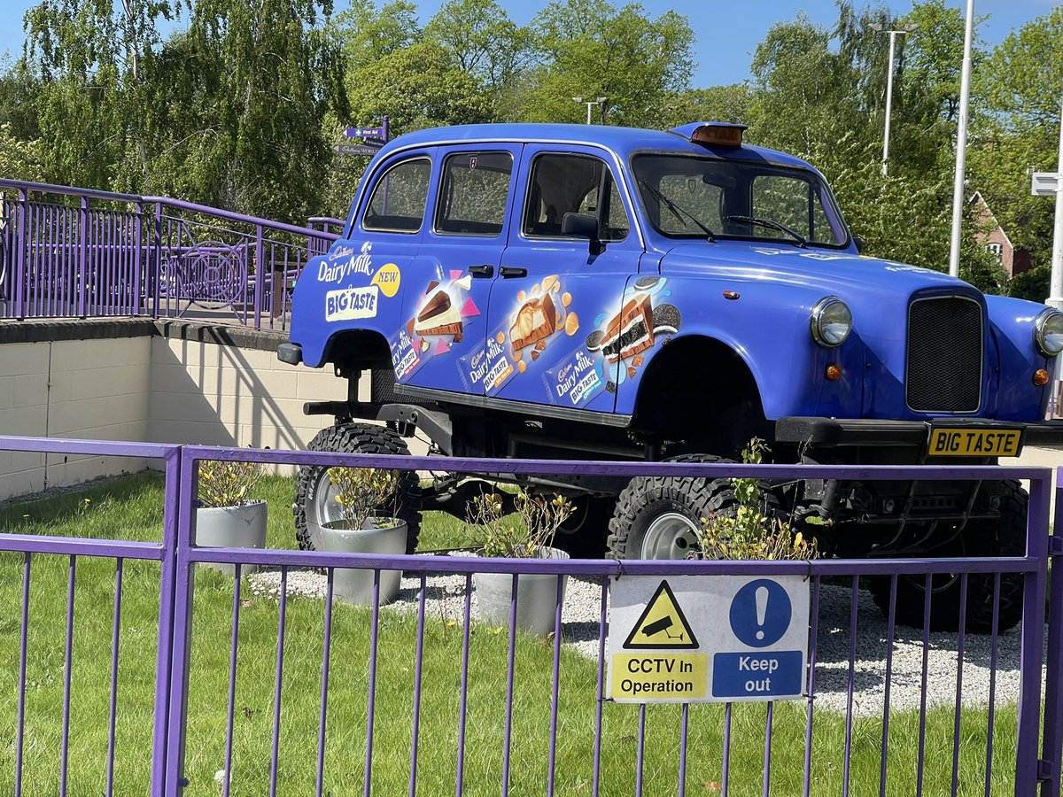 BGuides2's tweet photo. We made it to @CadburyWorld for our leaders @JPFoundation leader award!! We’re having so much fun!! https://t.co/EmsqyujroC