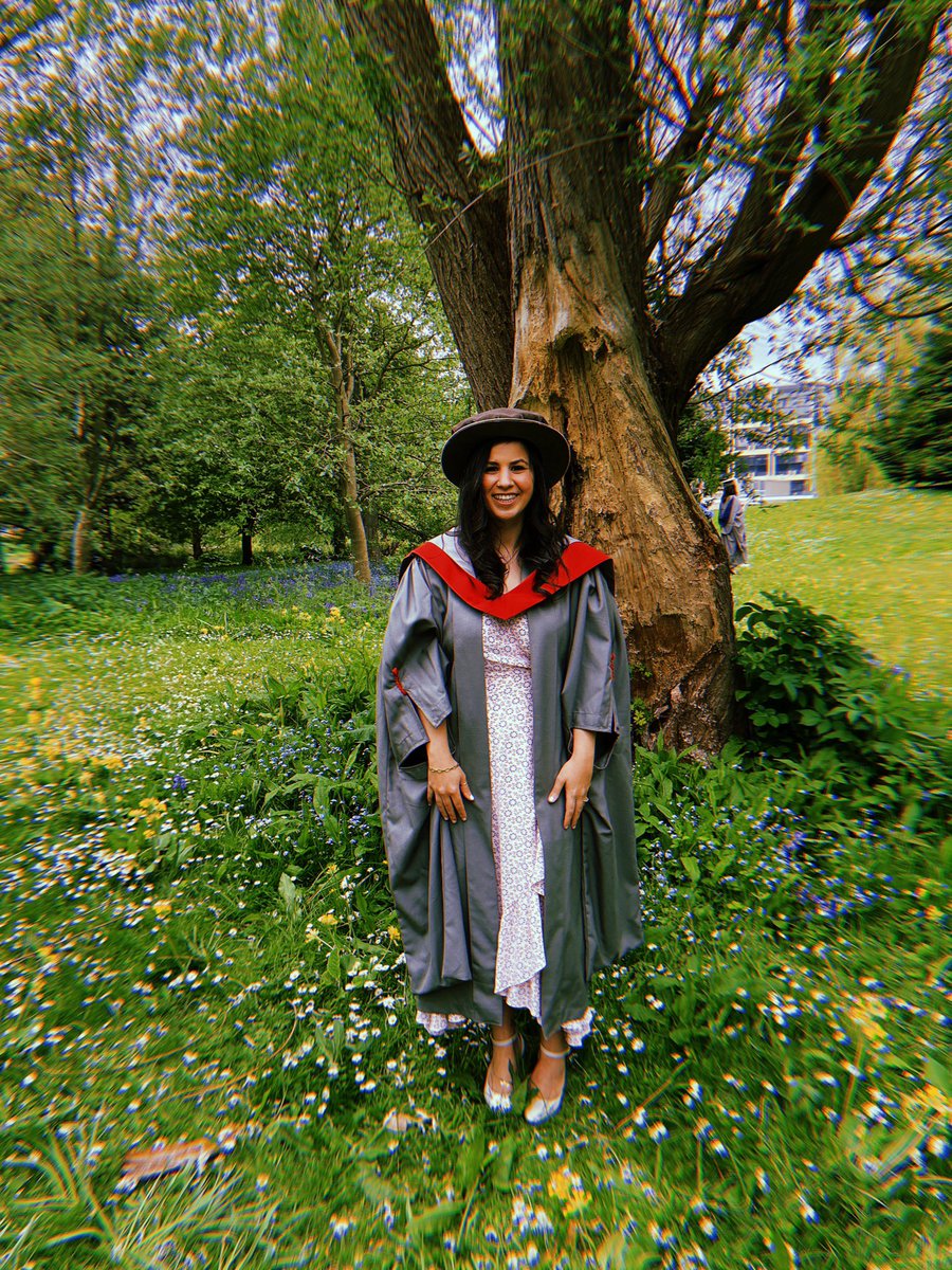 MeganHasoon's tweet image. Finally got to wear my floppy hat and celebrate becoming Dr Hasoon with some of my favourite humans 🎓
@BiologyatYork @UniOfYork 
#PhDone
