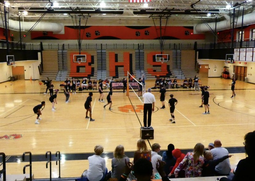 BHStigersVB's tweet photo. Congrats to the Seniors for sweeping both the Juniors and Teachers at Tuff Puff! https://t.co/9yhmJY1avY