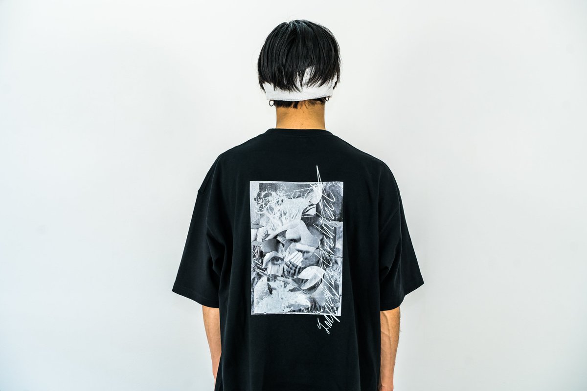 IPAT_JPN's tweet photo. 【INCOMPLETE C-TEE/S.S】
コラージュデザインで施したデザイン性の中には、単体での不完全性と集合体になる事での不完全の脱却を悲願するメッセージ込めたアイテム。
https://t.co/RaUlMmdgfk https://t.co/Jrq7YYti2k