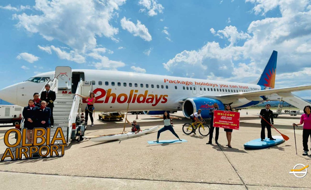 CSmeraldaOff's tweet photo. Nuovi voli da Manchester e Londra per Olbia #CostaSmeralda #Geasar #Londra #manchester #Olbia #Olbiaairport
https://t.co/4BhtnGJg1E https://t.co/FGHDcs3NtI