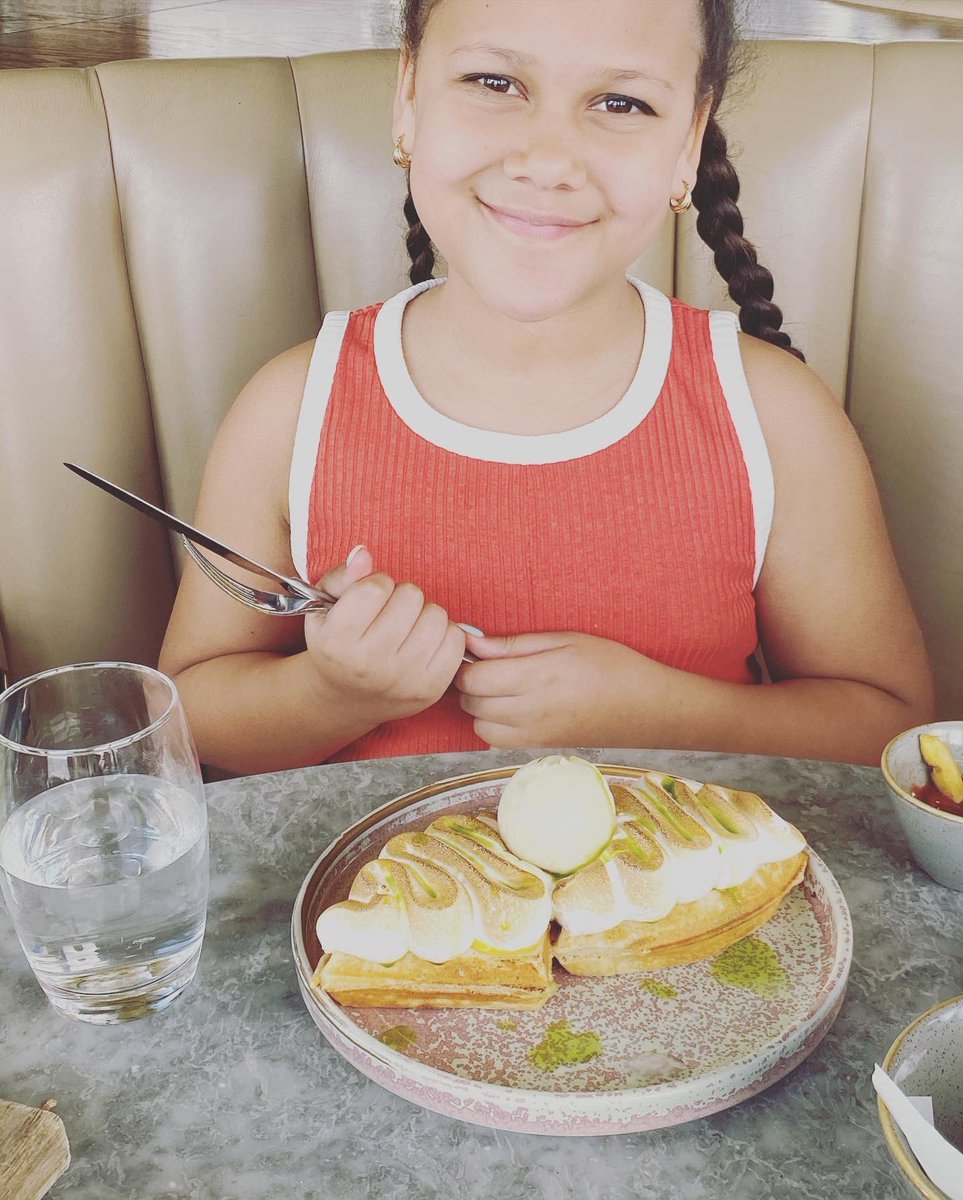 Longdrewhall's tweet photo. HAPPY 11th BIRTHDAY 🥳🎂TO MY PRINCESS 😍🥰😘😘😘😘 where has that time gone? 🤷🏾‍♂️🤦🏾‍♂️@MrsJemHalI https://t.co/0chB6c36rV