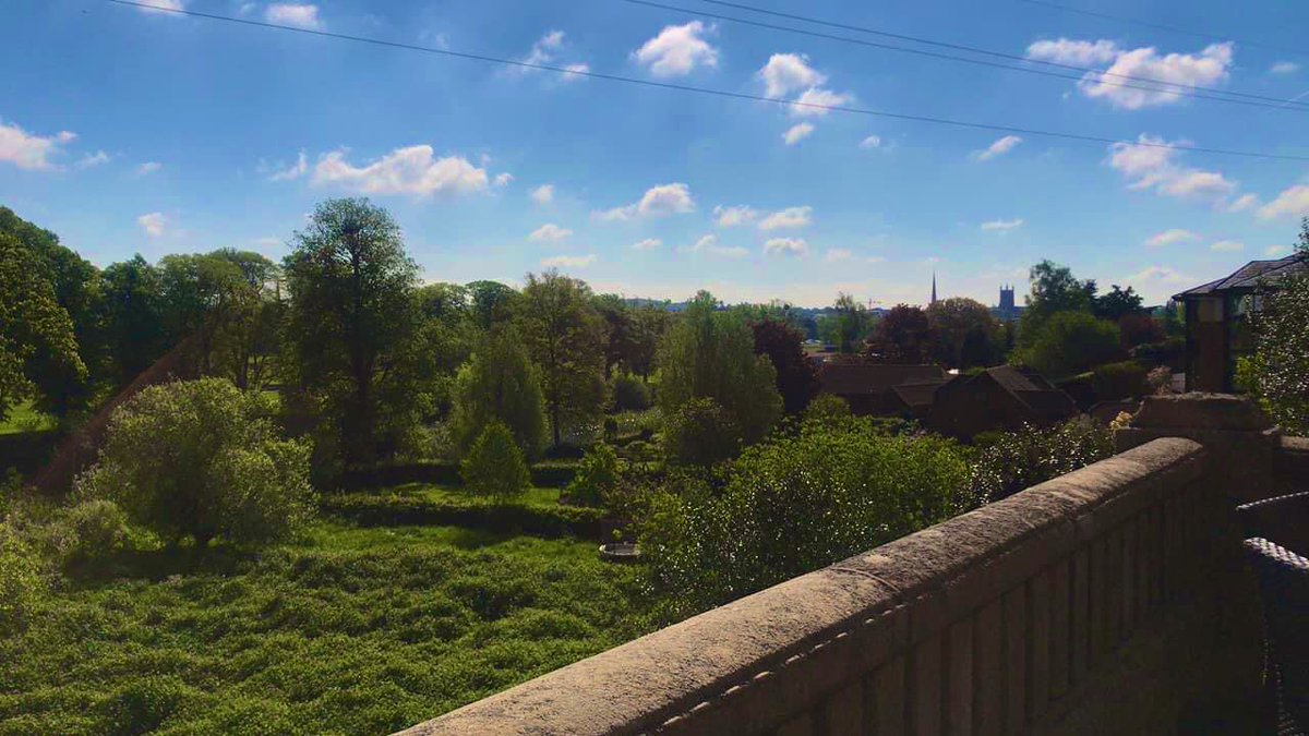 WheatsheafInn3's tweet photo. The weather is on our side today 🍻

#WorcestershireHour #yourriversidelocal https://t.co/xfkb3I15SW