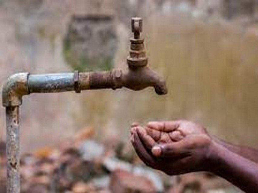 Sindh has run dry, if water is not released it will be a huge economic loss to the country, need some attention from govt to solve waters issue #SindhNeedsWater #SaveAgriculture #SavePakistan #needswater