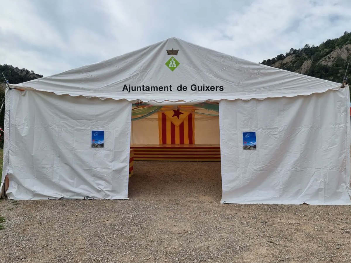 AGuixers's tweet photo. Nosaltres ja ho tenim a punt!
I tu estàs preparat?
Tindràs suficient resistència?
FM Vilamantells 2022
💯❌️💯 GUIXERS
🎉🥳🎸🪗🎎🎹⛪️🍺🥤
US HI ESPEREM!!!
#caopsa
#mqueraltsala
#jordicasas
#ecam
#calperet
#lluispinyol
#trall
#banddefesta
#rubbersoultribut 
@jordibruch https://t.co/fe9t7sr35r
