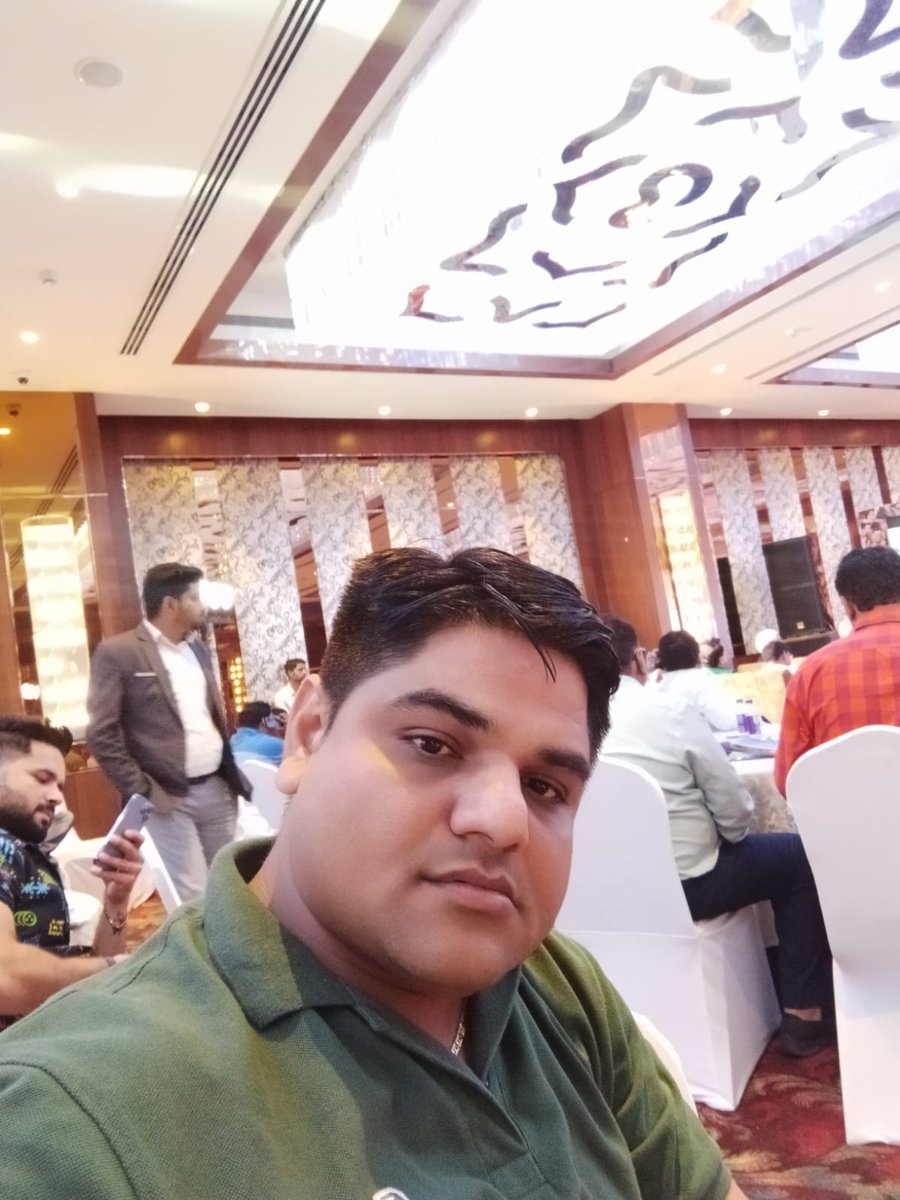Vivek Gupta (@vivekgu79443817) on Twitter photo joined #Heroes_Next_door_Award2019 #season_3
#internationalonlinemedia
#electionchanakya
<a href="/BiggBossAshu/">Ashutosh Kaushik</a> joined #Heroes_Next_door_Award2019 #season_3
#internationalonlinemedia
#electionchanakya
<a href="/BiggBossAshu/">Ashutosh Kaushik</a>