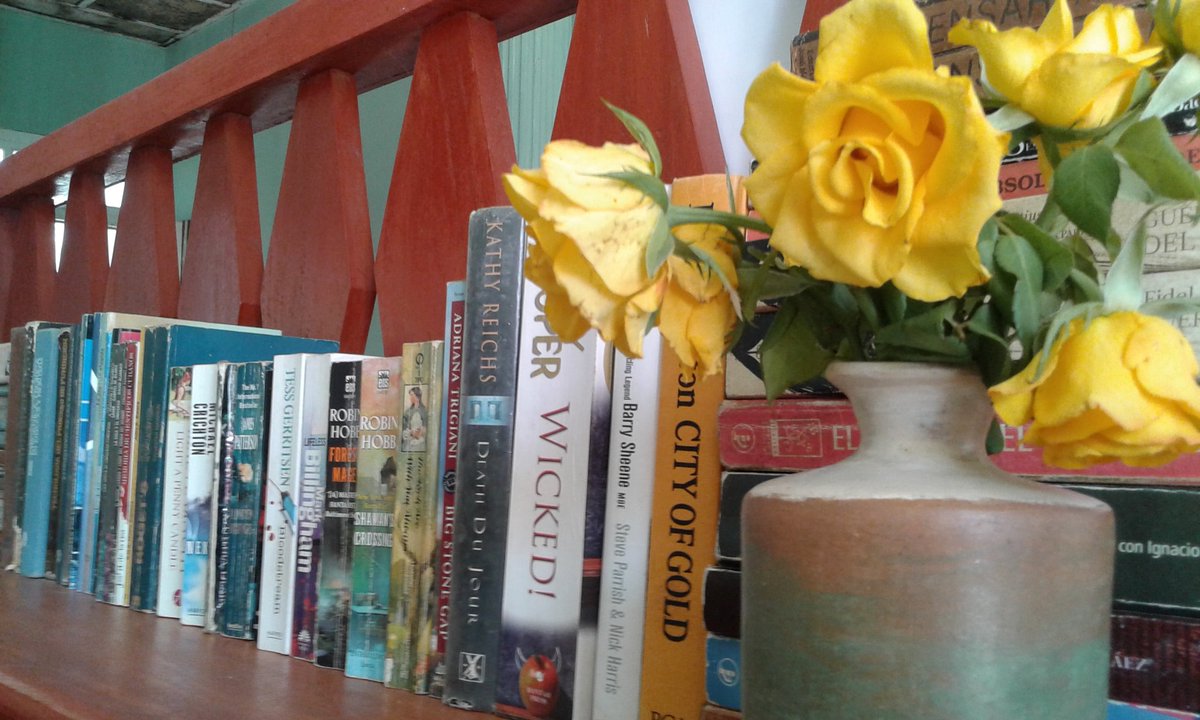 lectortotal72's tweet photo. #elrincondellector #aunlibrodedistancia https://t.co/MWCsdvIxDv