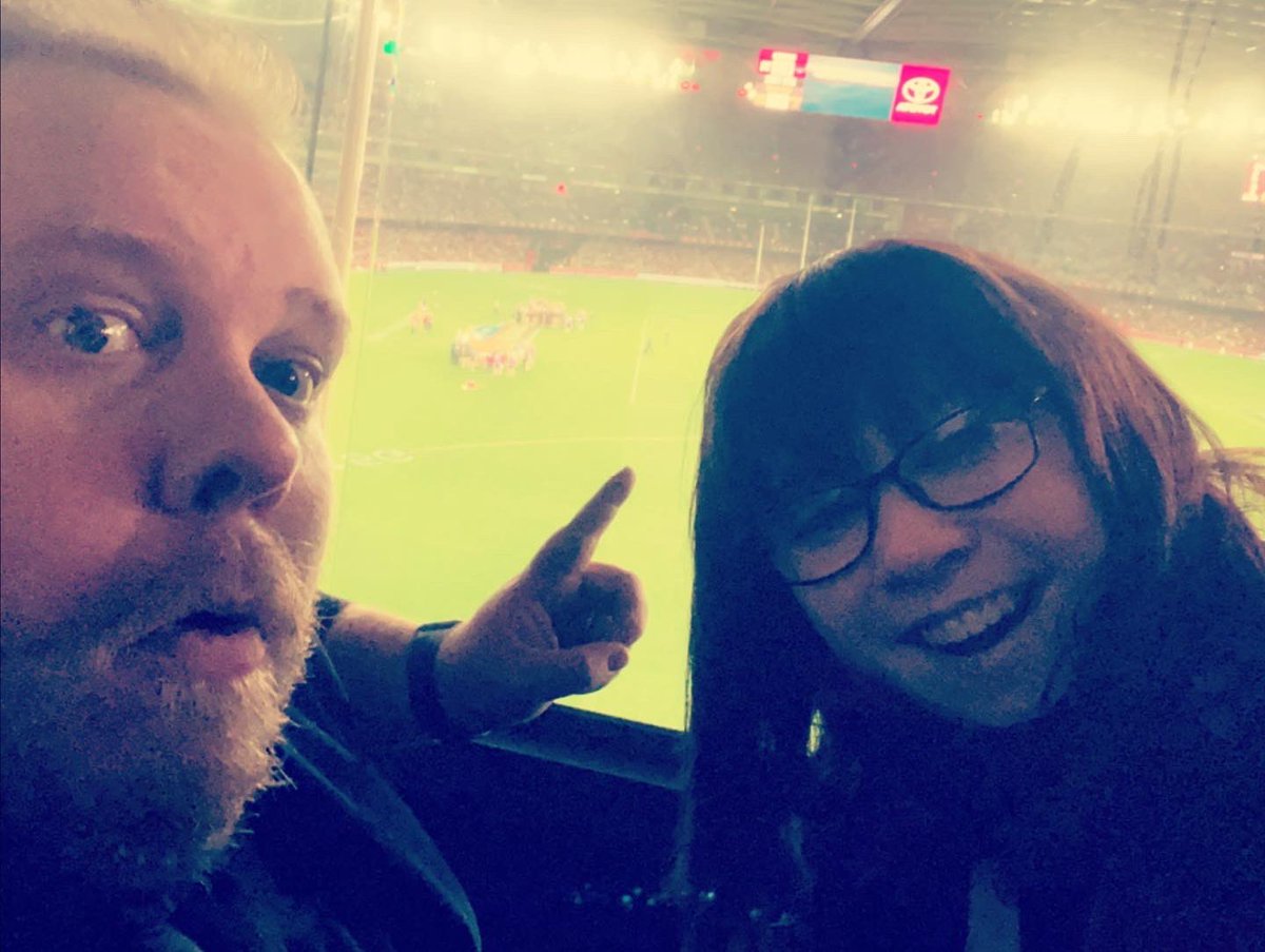 Fallen_Rose_Xo's tweet photo. Let’s do this Bombers!!!! @ScottHayes15 @essendonfc #footy #footyisback #Essendon #GoBombers #GoEssendon #bombers #afl #AFLDonsHawks https://t.co/jMTLxeM90b