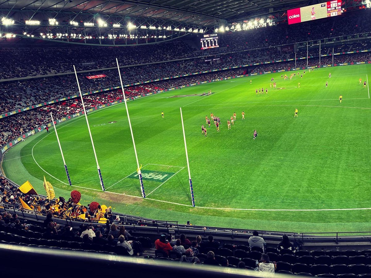 Fallen_Rose_Xo's tweet photo. Let’s do this Bombers!!!! @ScottHayes15 @essendonfc #footy #footyisback #Essendon #GoBombers #GoEssendon #bombers #afl #AFLDonsHawks https://t.co/jMTLxeM90b