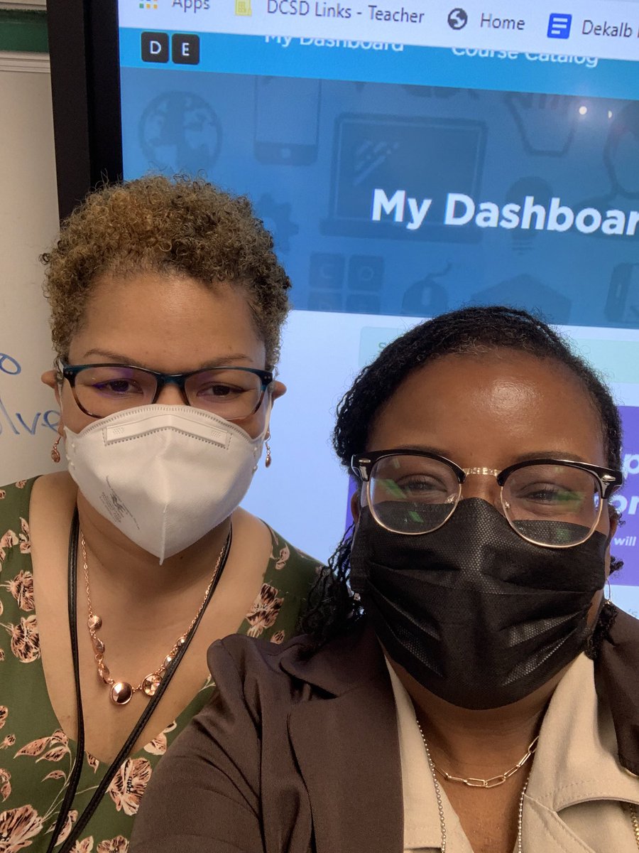 ITSBrandy_NTech's tweet photo. Congratulations to @cgilbertteach1 for earning #Dell Certification and for being an awesome #DCSDFUSECohortI member by sharing her technology expertise with colleagues! We appreciate you! #HappyTeacherAppreciationWeek #FUSEFriday  @DeKalbSchoolsIT @DeKalbSchools https://t.co/Bt5IhydiCF