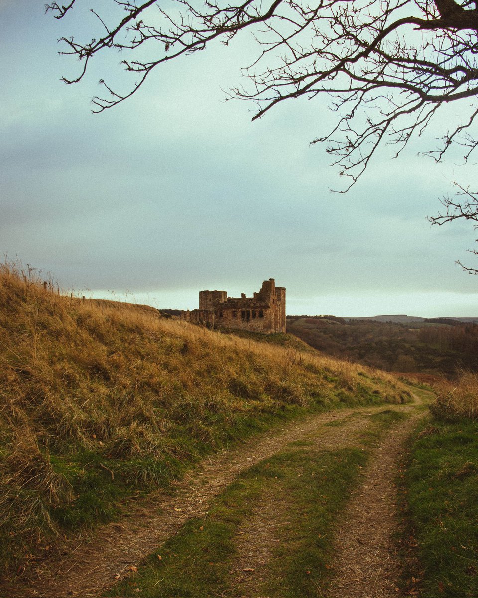 LostInTravel_26's tweet photo. Scotland is literally a step back in time 😍. @VisitScotland #VisitScotland https://t.co/2AmMs2zPfs