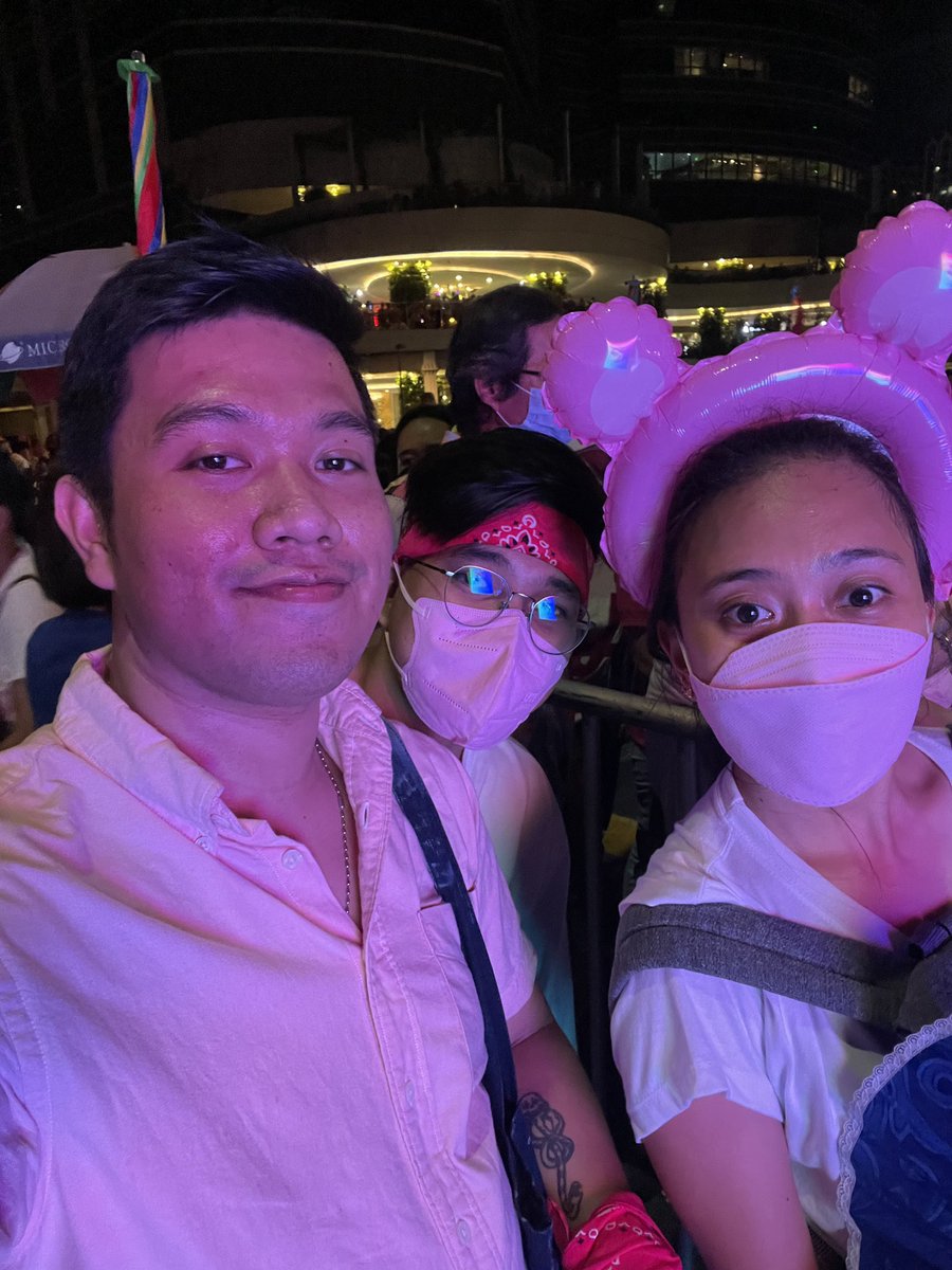 BoomJama's tweet photo. Nagdrive ng 5hrs for Leni-Kiko #MakatiIsPink #IpanaloNa10To #AngatBuhayLahat #Kakampink #Halalan2020 https://t.co/h7dMZyVzFD