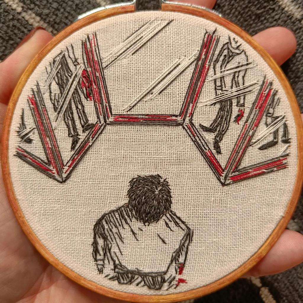 kirikiri1's tweet photo. Hoop for Episode 156 - Reflection. Thank you!!
#embroidery #hoopart #tma #magnuspod #themagnusarchives #theextinction #theflesh #reflection #adelarddekker https://t.co/f96KemhCwe
