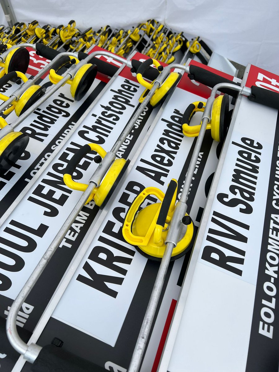 #Giro

It's almost go time here in #Budapest. Here are our start times ⏱️

14:14 Alex Krieger
14:34 Jakub Mareczko
14:38 <a href="/LeysenSenne/">Senne Leysen</a>
14:39 <a href="/Bondteke/">Dries De Bondt</a>
14:44 <a href="/OscarRiesebeek/">Oscar Riesebeek</a>
15:32 <a href="/TobiasBayer_/">Tobias Bayer</a>
15:50 <a href="/StefanOldani_/">Stefano Oldani</a>
16:55 <a href="/mathieuvdpoel/">Mathieu Van der Poel</a>