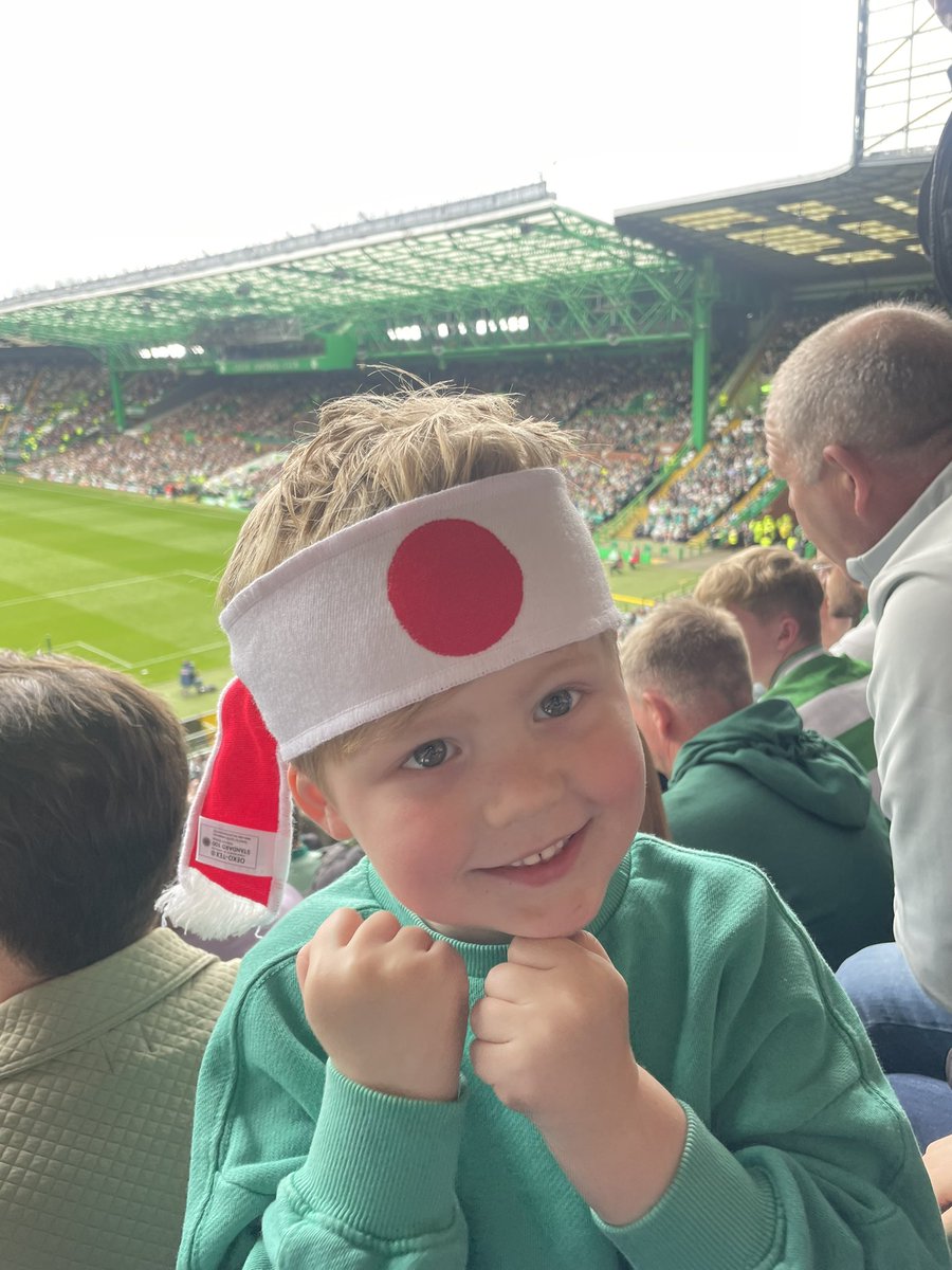 Jay_farrell86's tweet photo. Up the @CelticFC 🍀🇯🇵🍀🇯🇵 https://t.co/OCOLk2hrMw